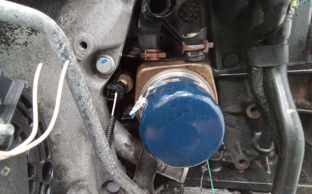 теплообменник масляного фильтра Renault Laguna 2 поколение [рестайлинг] 2006, 1.9 л., дизель, МКПП