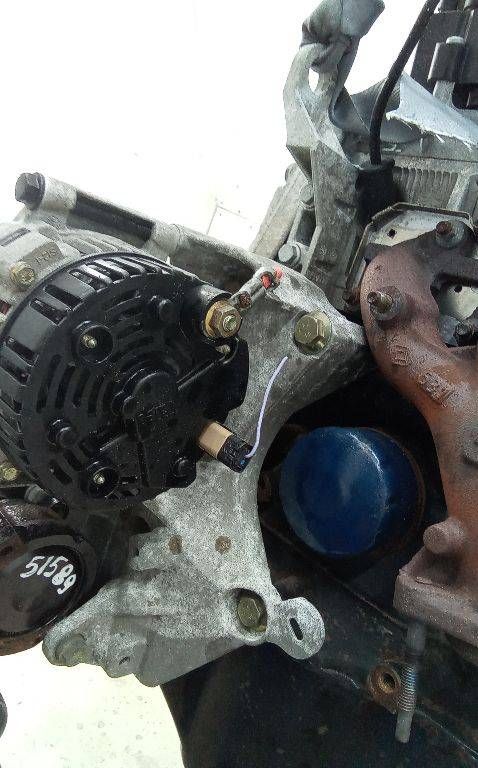 кронштейн генератора Renault Megane 1 поколение 1999, 1.4 л., бензин, МКПП