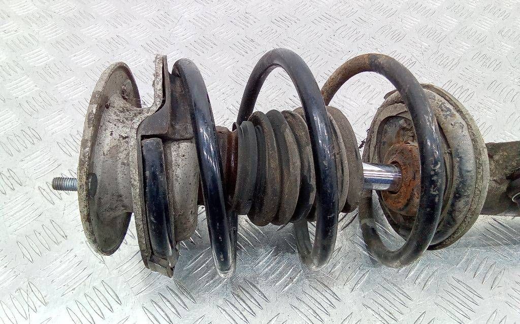 пружина передняя BMW 3 серия E46 2002