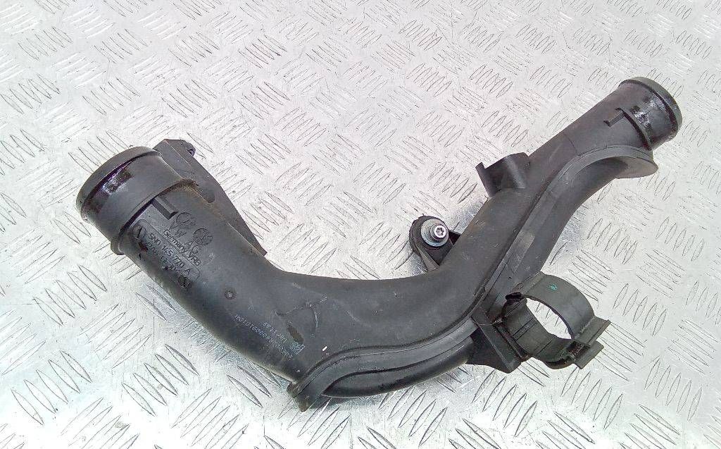 патрубок интеркулера Volkswagen Passat B6 2009, 2.0 л., дизель, МКПП, 5N0145770