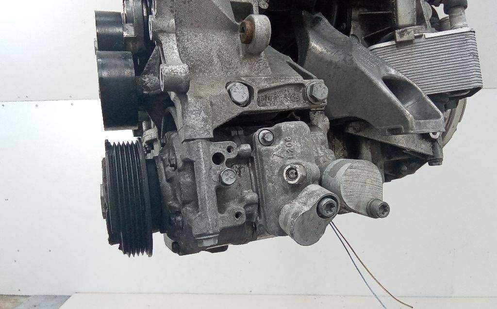 компрессор кондиционера SEAT Exeo 1 поколение 2009, 2.0 л., дизель, МКПП, 4F0260805