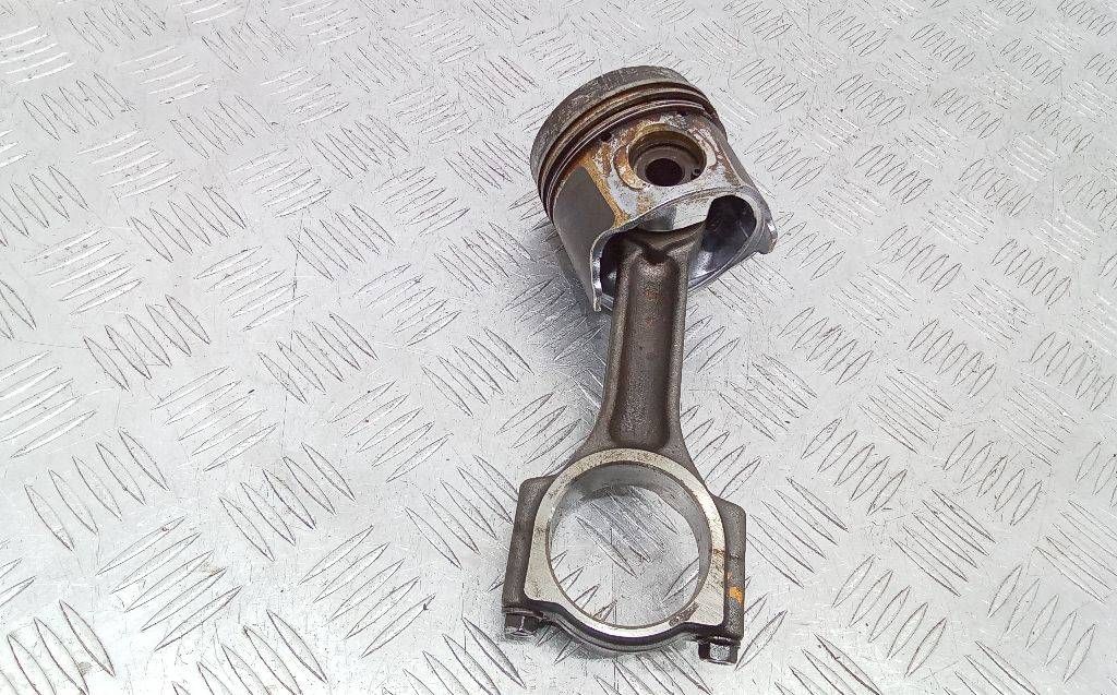 шатун Renault Laguna 2 поколение 2004, 1.9 л., дизель