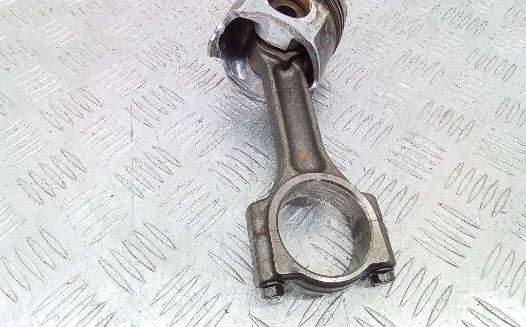 шатун Renault Laguna 2 поколение 2004, 1.9 л., дизель