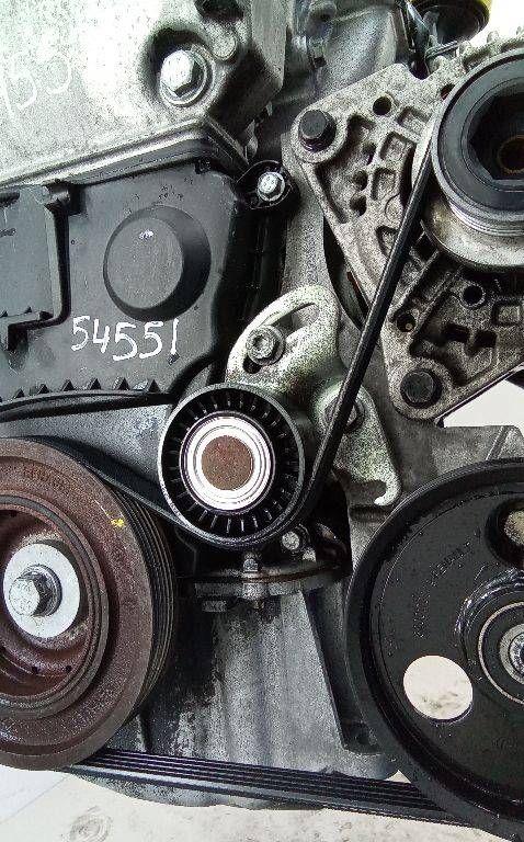 кронштейн генератора Renault Clio 3 поколение 2006, 1.4 л., бензин, МКПП, 8200393718