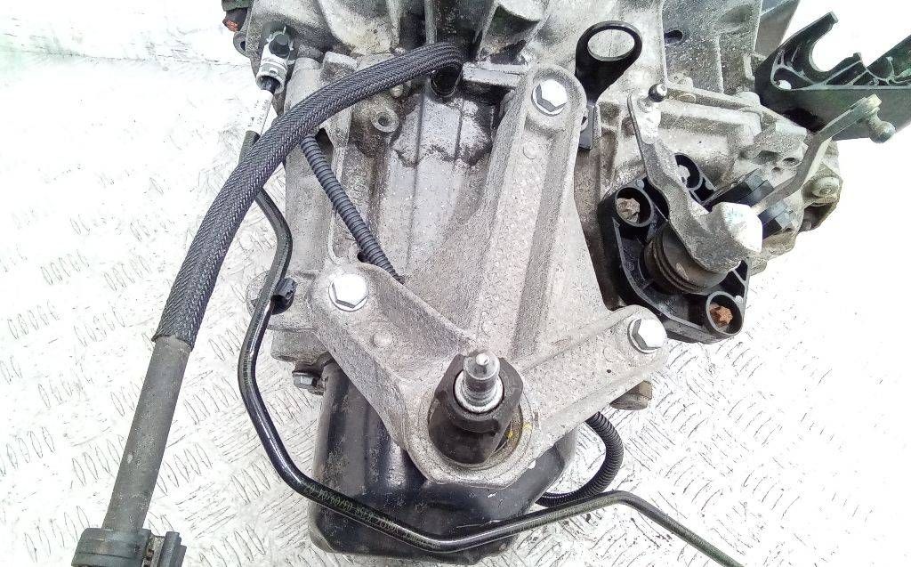 кронштейн КПП Renault Modus 1 поколение 2005, 1.5 л., дизель, МКПП, 8200043084