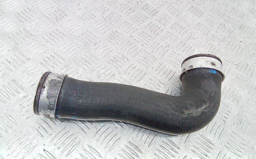 патрубок интеркулера Volkswagen Touran 1 поколение 2004, 1.9 л., дизель, МКПП, 1K0145834