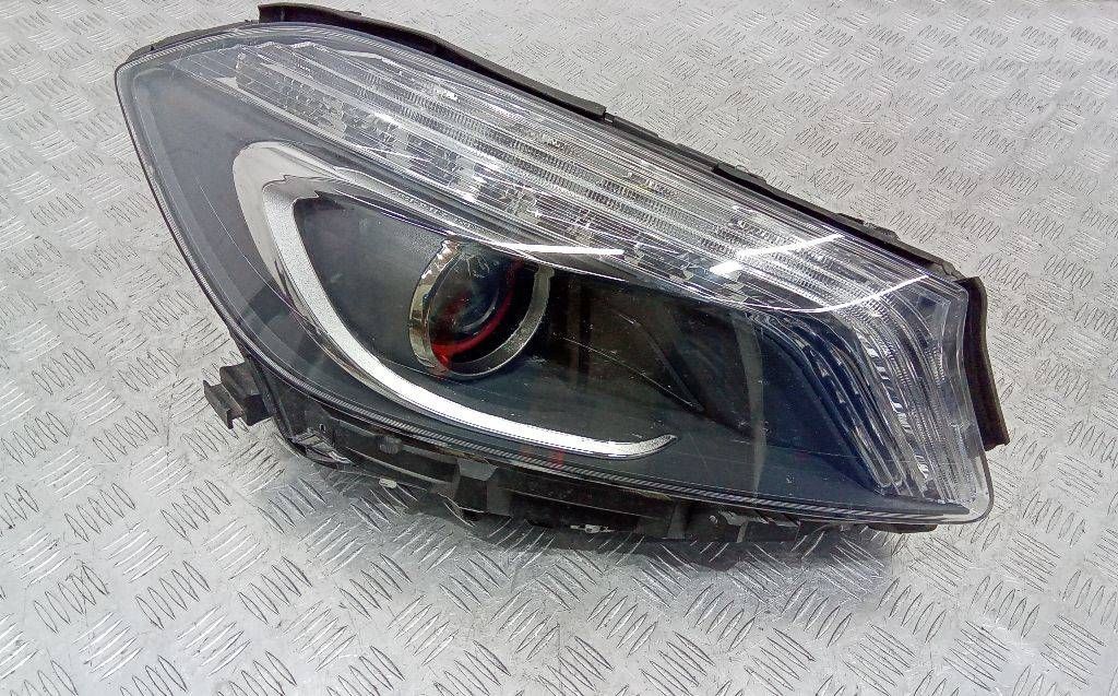 фара правая Mercedes-Benz A-Класс W176 2013, A1768204361