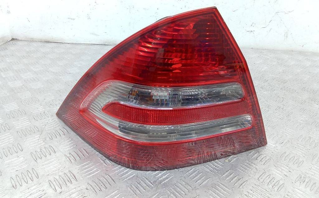 фонарь задний левый Mercedes-Benz C-Класс W203/S203/CL203 [рестайлинг] 2006, A2038201964