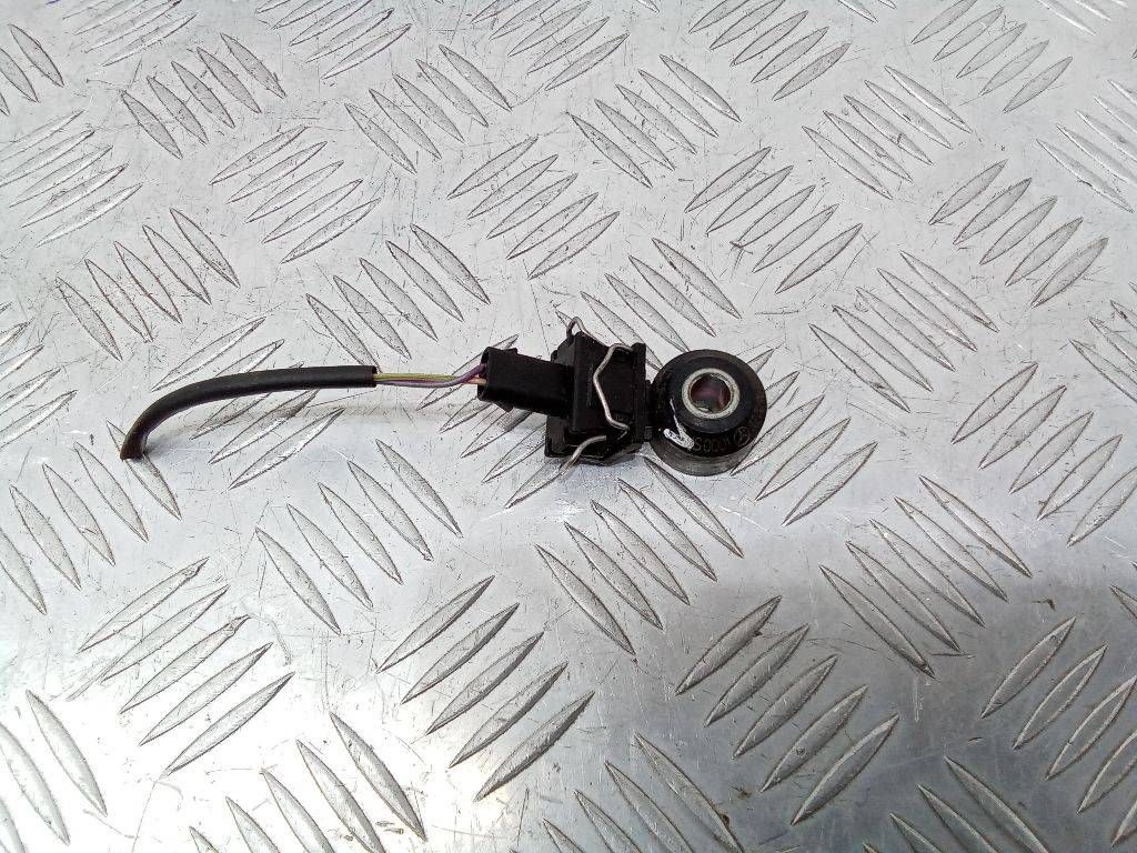 датчик детонации Mercedes-Benz A-Класс W176 2013, 2.0 л., бензин, A2709050200