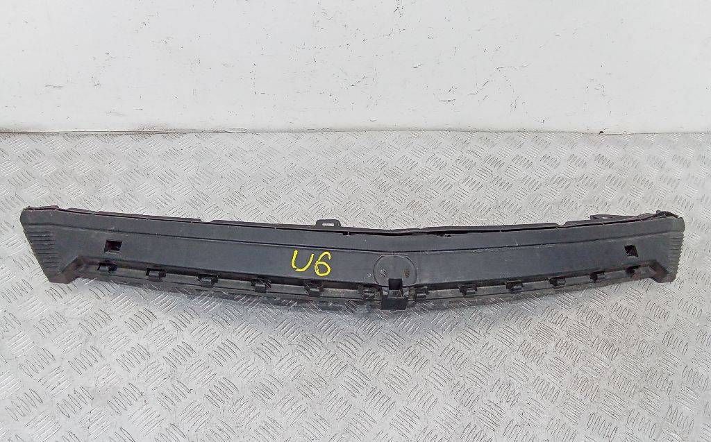 Крепление бампера переднего Mercedes-Benz A-Класс W176 2013, A1768850365
