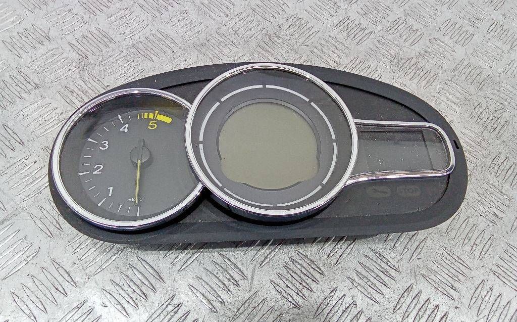 щиток приборов (приборная панель) Renault Megane 3 поколение 2010, A2C53363614, 248100342R