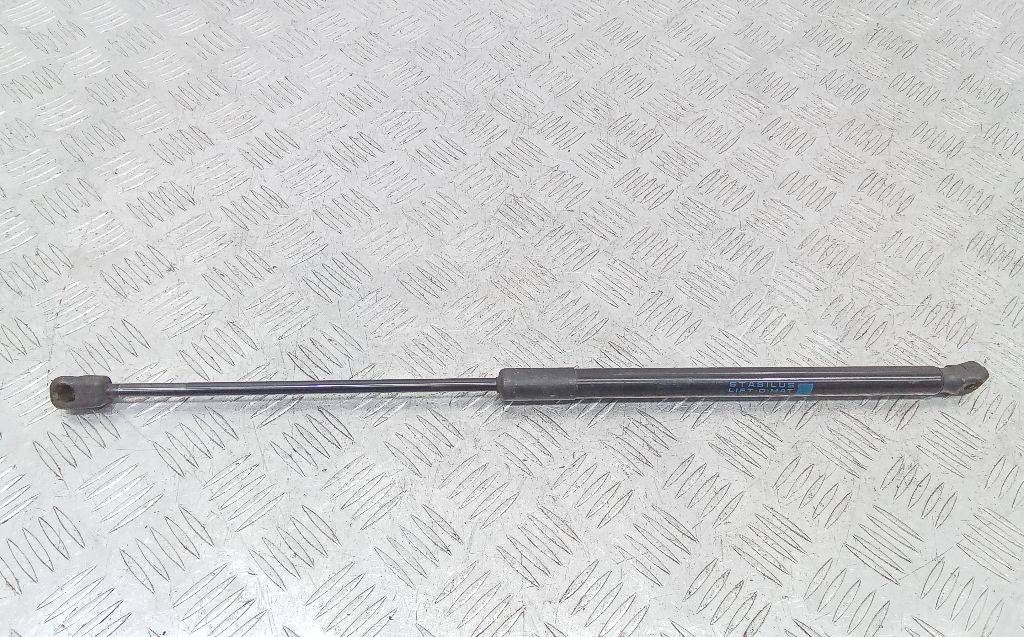 амортизатор крышки багажника (3-5 двери) Mercedes-Benz A-Класс W176 2013, A1769800264