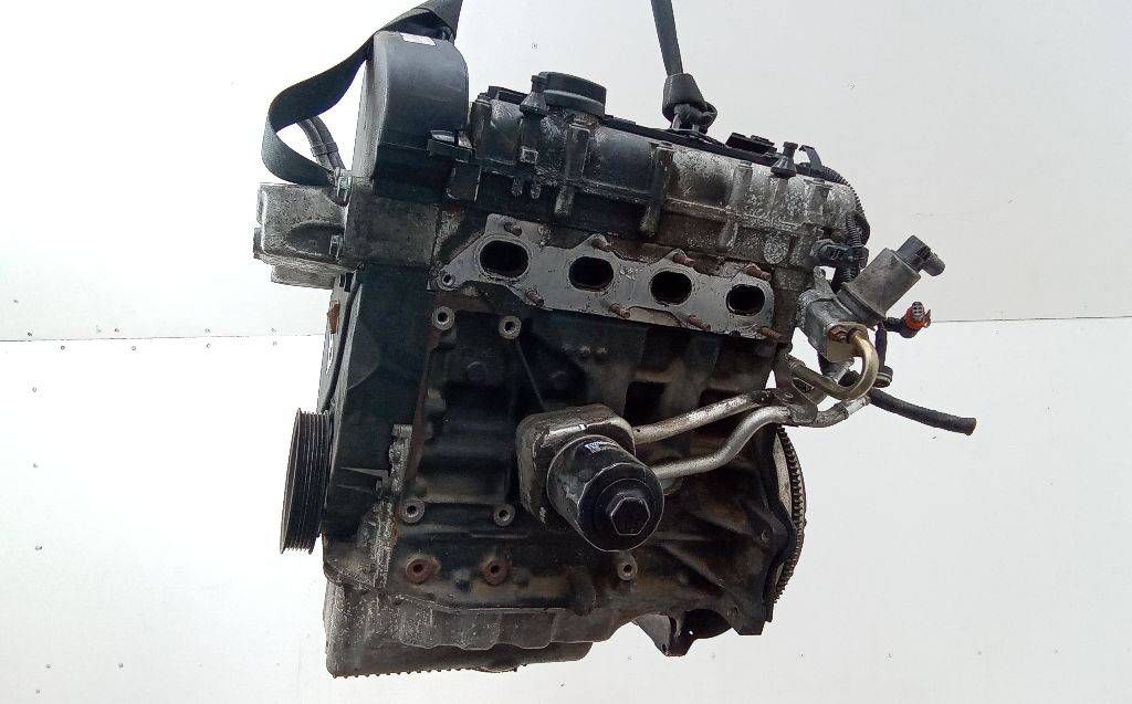 двигатель Volkswagen Golf 4 поколение 2001, 1.6 л., бензин, МКПП, BCB