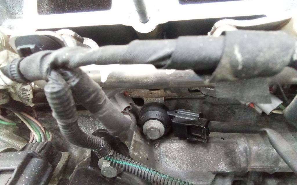 датчик детонации Nissan Qashqai 2 поколение 2014, 1.2 л., бензин, МКПП