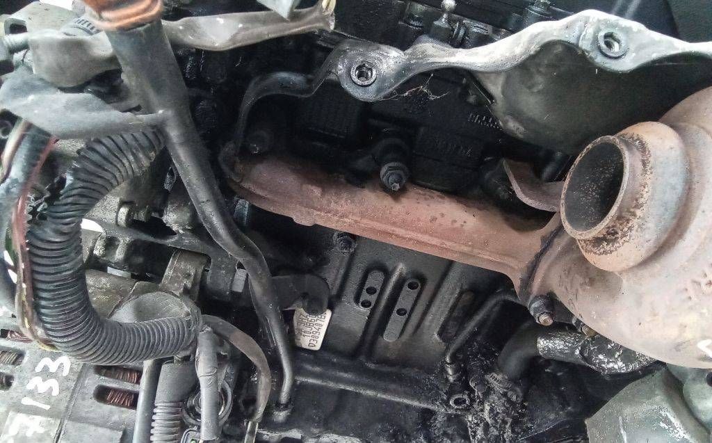 коллектор выпускной Peugeot 407 1 поколение 2007, 1.6 л., дизель, МКПП