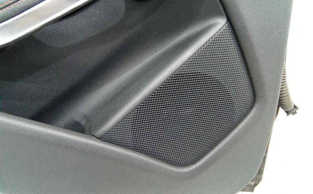 динамик двери Mercedes-Benz A-Класс W176 2013