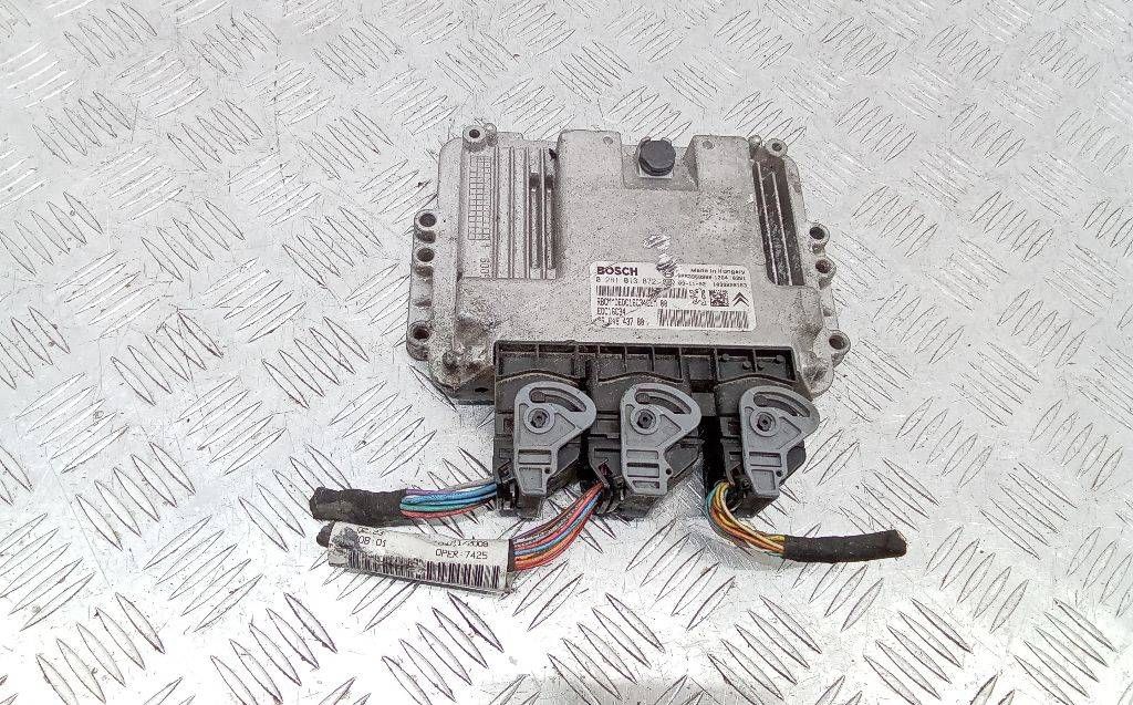 блок управления двигателем Peugeot 308 T7 2009, 0281013872