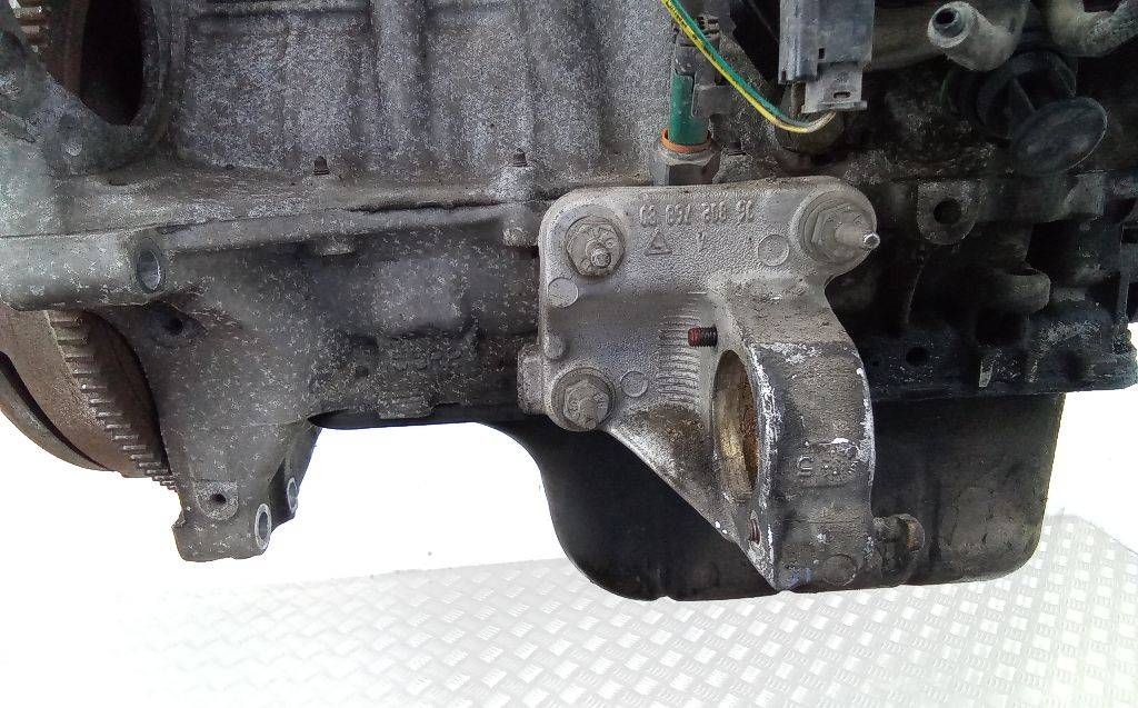 кронштейн полуоси Peugeot 207 1 поколение 2009, 1.6 л., дизель, МКПП, 9680276880