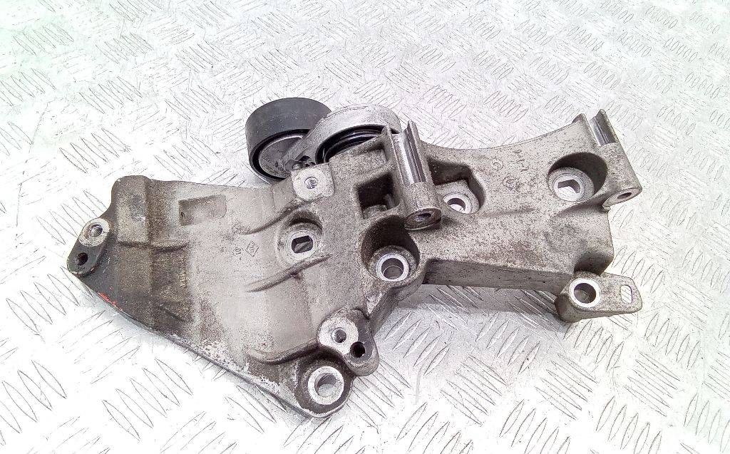 кронштейн генератора Renault Megane 3 поколение 2008, 1.6 л., бензин, МКПП, 8200669494