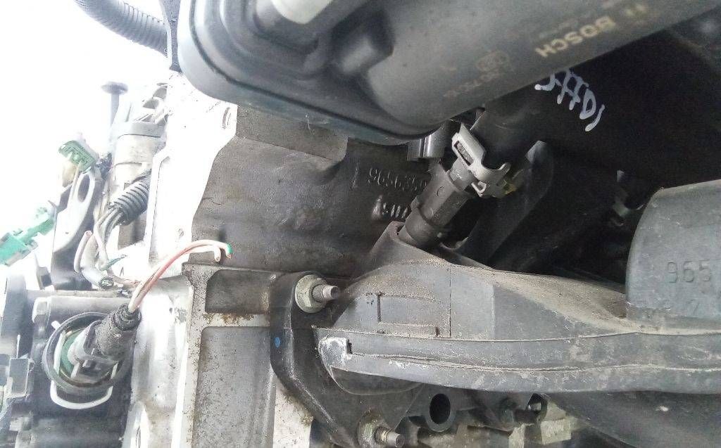 форсунка Peugeot 307 1 поколение [рестайлинг] 2008, 1.6 л., бензин, АКПП, 0280158057