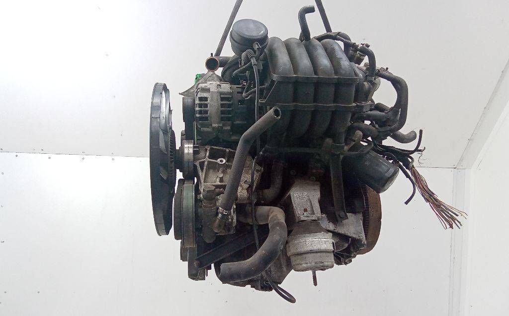 двигатель Volkswagen Passat B5 2000, 1.8 л., бензин, МКПП, APT