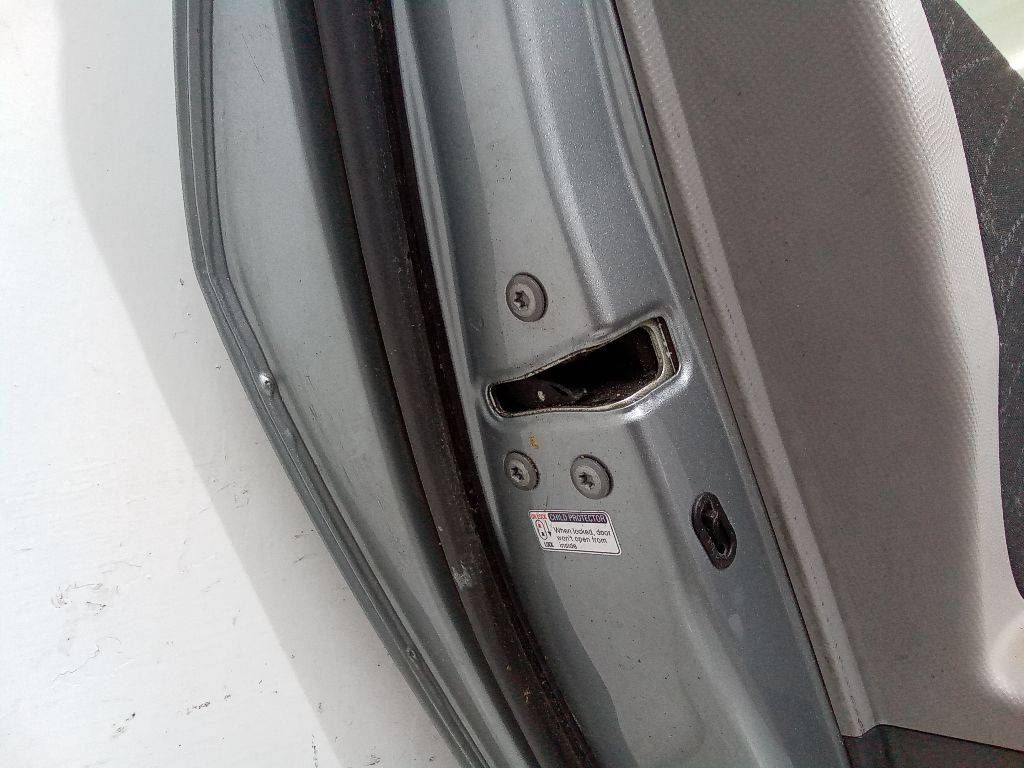 замок двери задней левой Toyota Yaris XP9 2007