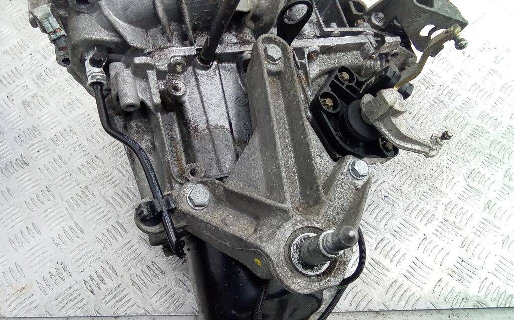 кронштейн КПП Renault Scenic 2 поколение 2006, 1.6 л., бензин, МКПП, 8200043084
