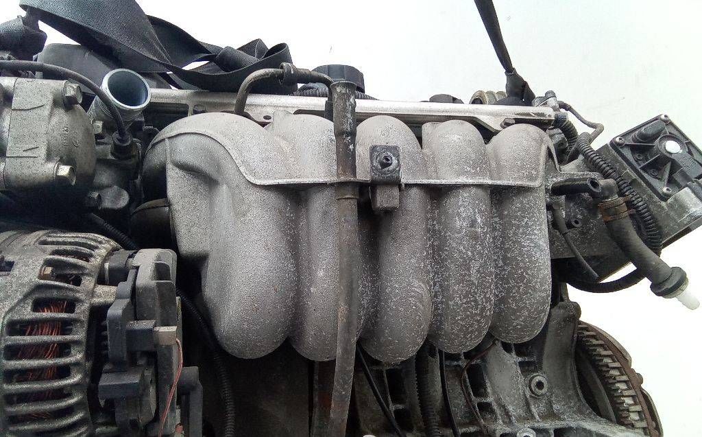 коллектор впускной Volvo S60 1 поколение 2004, 2.4 л., бензин, МКПП