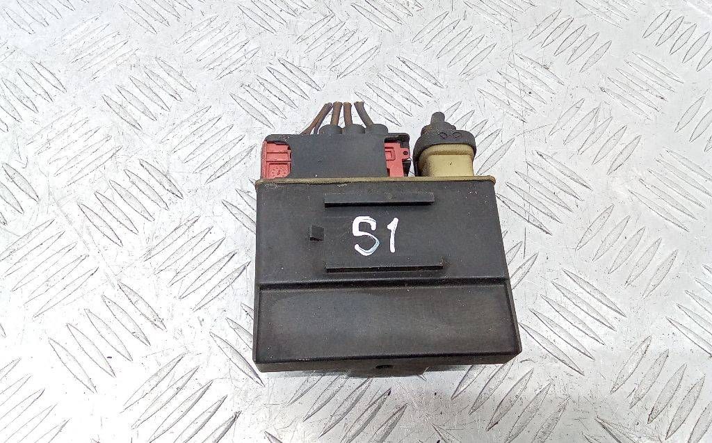 реле накала свечей Peugeot 308 T7 2008, 9662570880