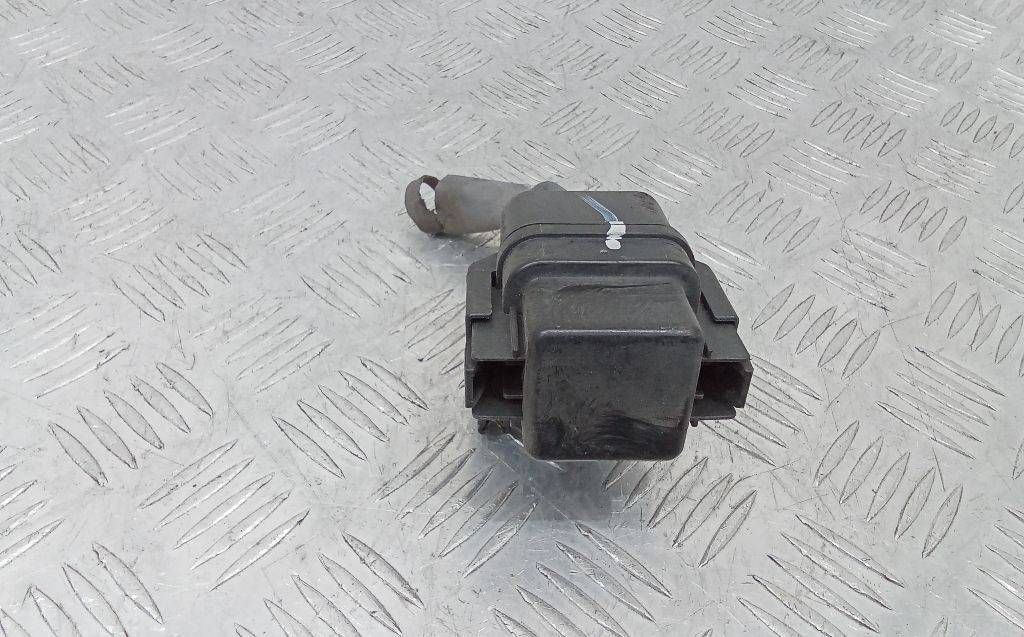 блок реле Renault Scenic 2 поколение [рестайлинг] 2009