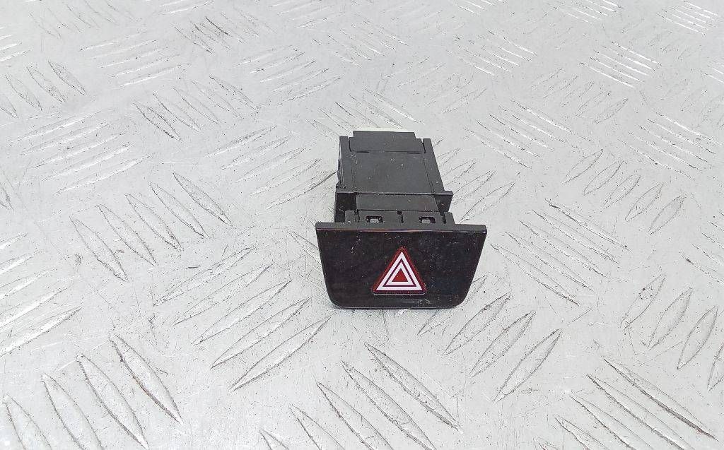 кнопка аварийной сигнализации Hyundai Tucson 4 поколение 2022, 93790N7000