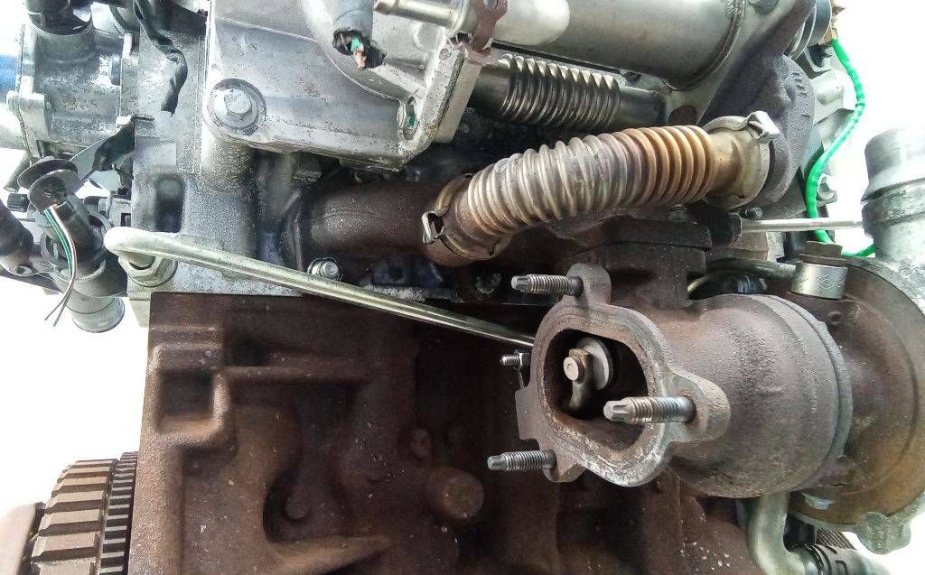 коллектор выпускной Renault Duster 1 поколение 2011, 1.5 л., дизель, МКПП, 8200874115