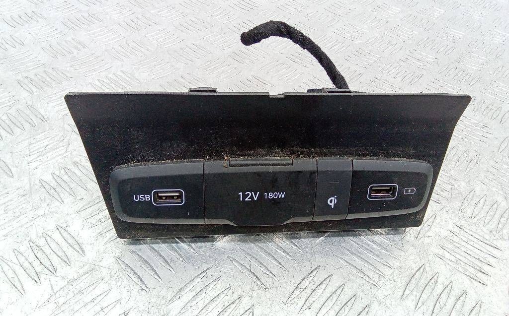 разъем AUX / USB Hyundai Tucson 4 поколение 2022, 84632-N7100