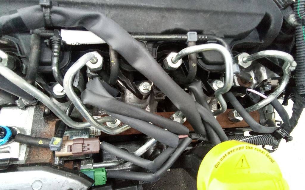 топливная рампа Renault Duster 1 поколение 2011, 1.5 л., дизель, МКПП, 8200701690