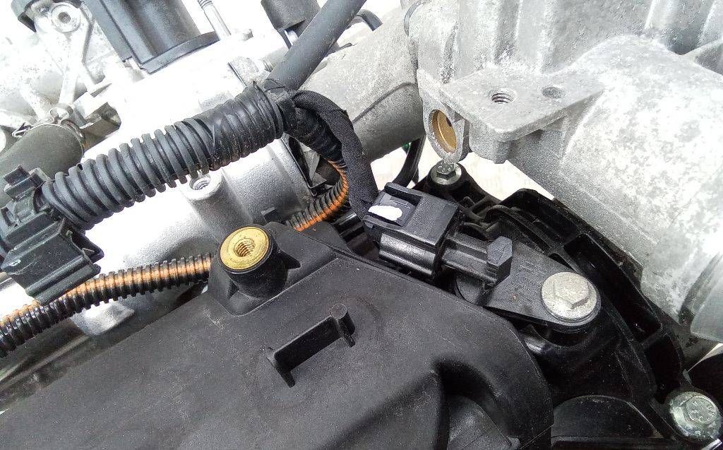 датчик распредвала Renault Duster 1 поколение 2011, 1.5 л., МКПП