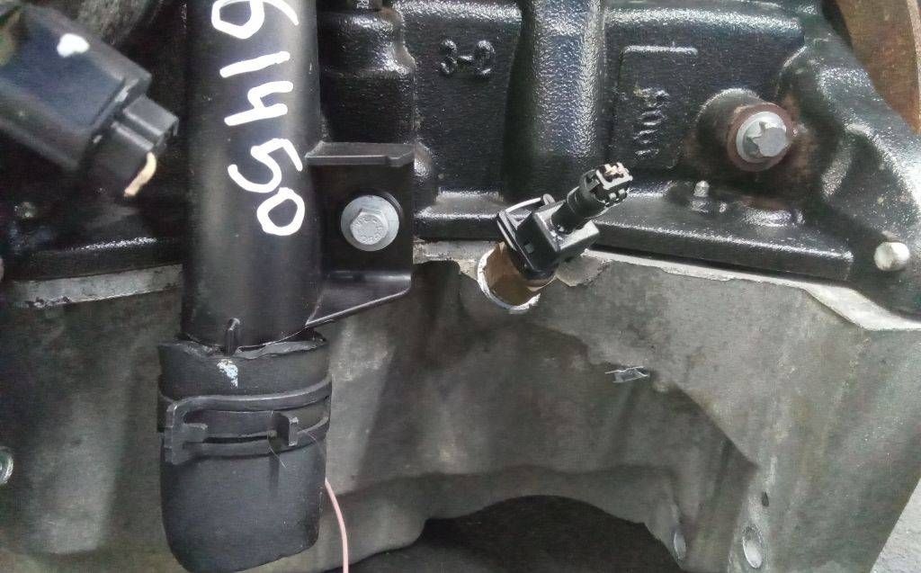 датчик уровня масла Renault Duster 1 поколение 2011, 1.5 л., МКПП