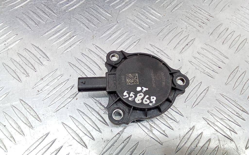 Клапан фазорегулятора Mercedes-Benz A-Класс W176 2013, 2.0 л., бензин, A2761560490