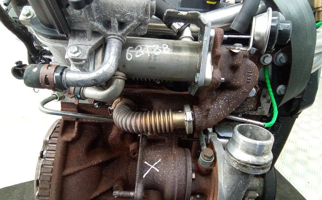 коллектор выпускной Renault Megane 3 поколение 2011, 1.5 л., дизель, МКПП