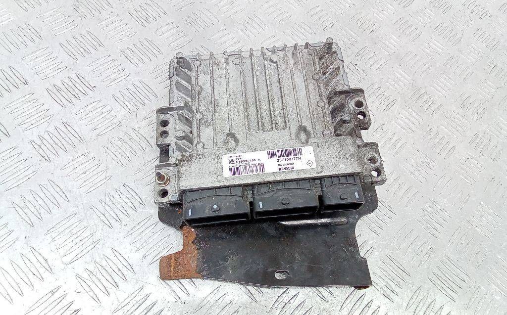 блок управления двигателем Renault Megane 3 поколение 2010, 1.5 л., дизель, 237100777R