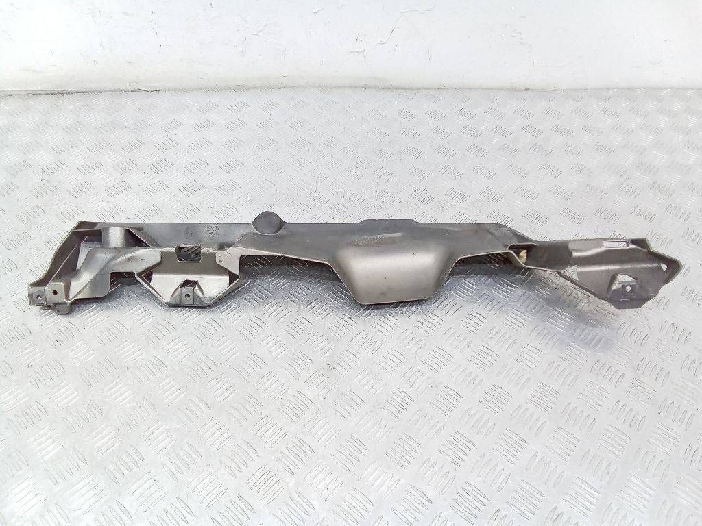 крепление ( кронштейн ) крыла Renault Laguna 3 поколение 2010, купе, 631220020R