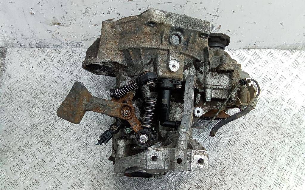 КПП механическая (МКПП) Volkswagen Jetta 5 поколение 2006, 1.9 л., дизель, МКПП, GQQ