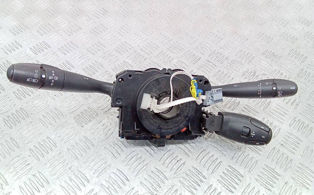 переключатель подрулевой (стрекоза) Citroen C2 1 поколение 2007, 96640417