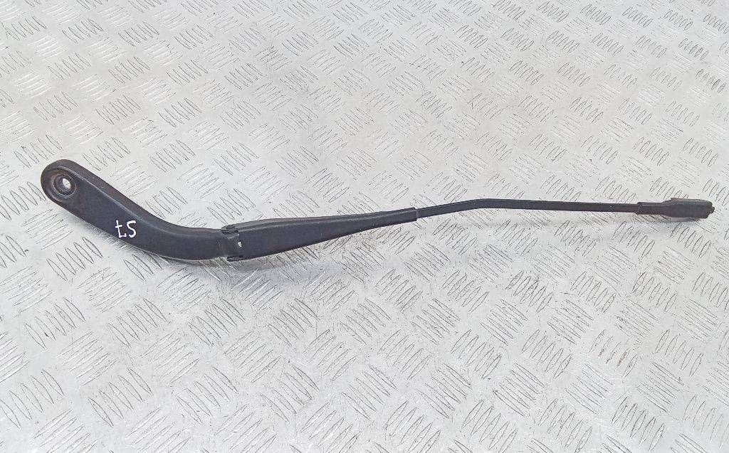 щеткодержатель (поводок стеклоочистителя, дворник) BMW 1 серия F20/F21 2013, 723952005