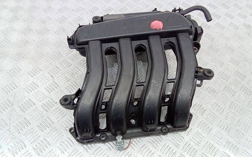 коллектор впускной Renault Megane 2 поколение 2005, 1.6 л., бензин, МКПП, 8200275053