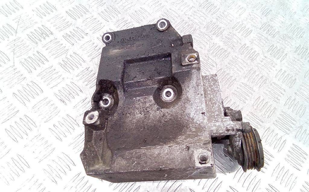 кронштейн компрессора кондиционера Audi A4 B5 [рестайлинг] 2001, 1.9 л., дизель, МКПП, 038260885