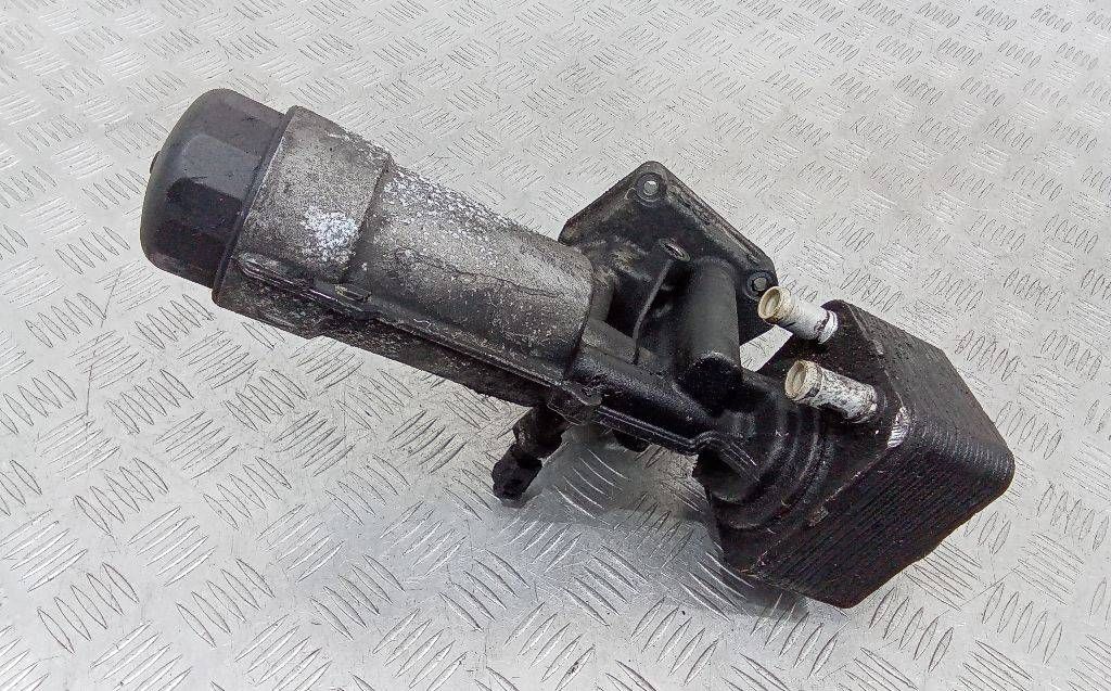 корпус масляного фильтра Audi A4 B5 [рестайлинг] 2001, 1.9 л., дизель, МКПП, 038115466