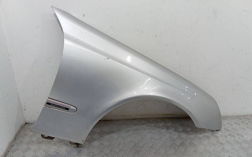 крыло переднее правое Mercedes-Benz E-Класс W211/S211 2005
