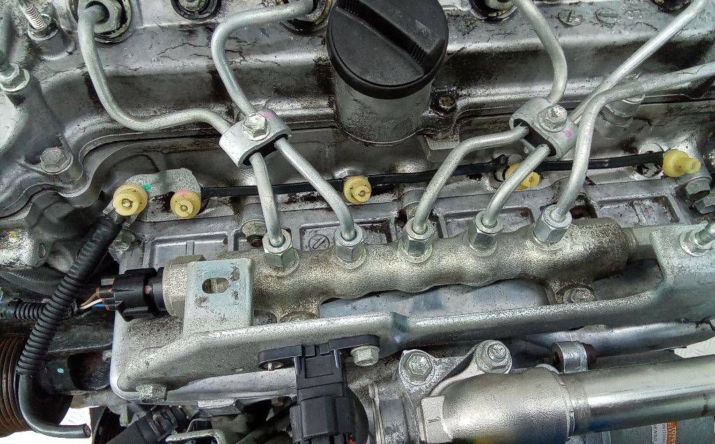 топливная рампа Toyota Auris 1 поколение 2007, 2.0 л., дизель, МКПП