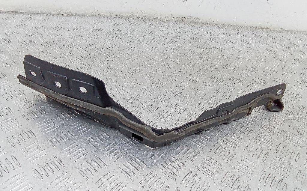 перегородка BMW 1 серия F20/F21 2013, 51757331241