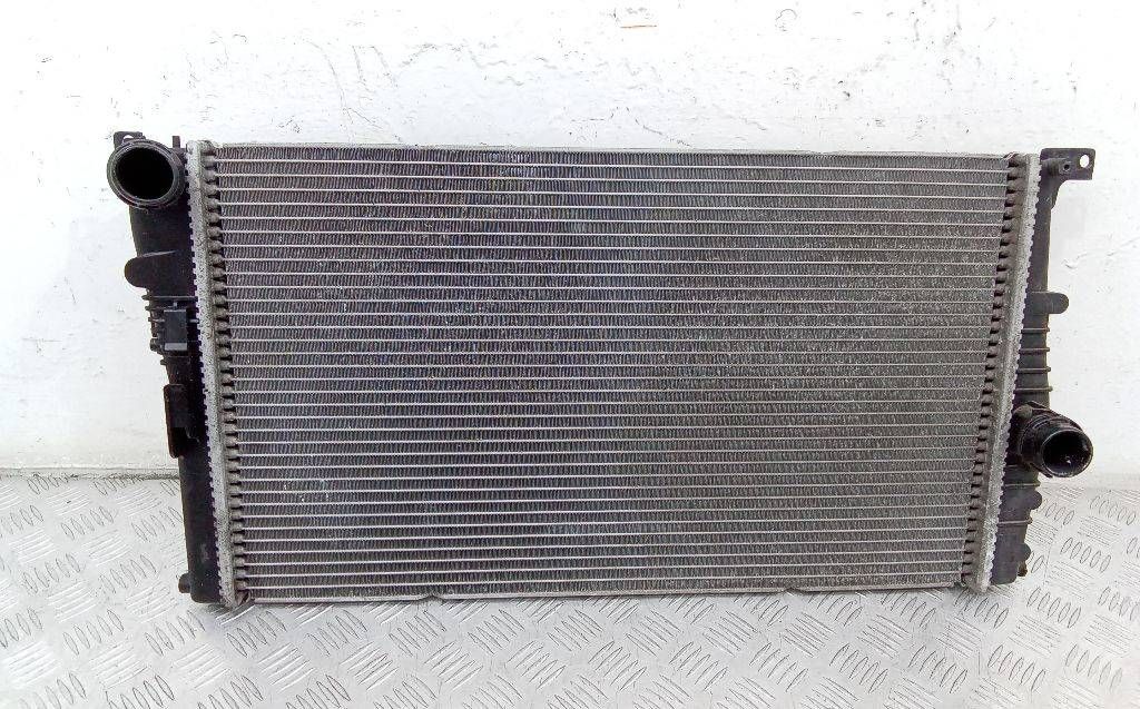 радиатор (основной) BMW 1 серия F20/F21 2013, 1.6 л., дизель, 760051101